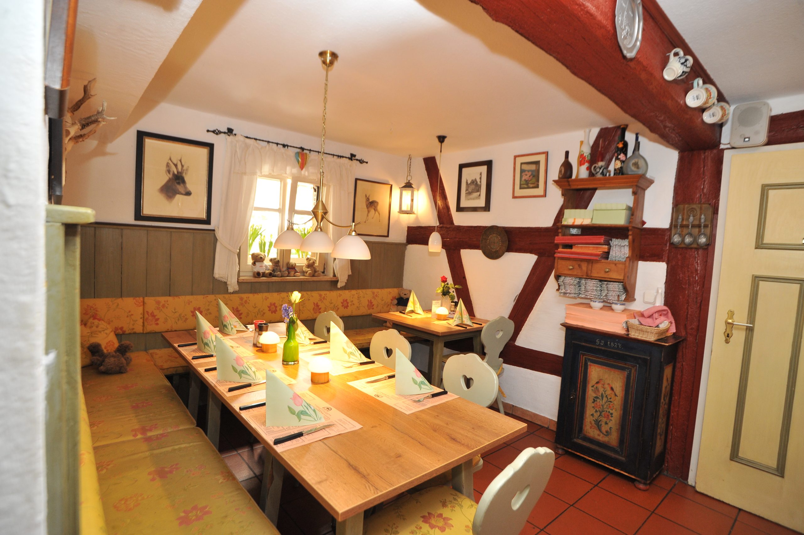 gt-elisabeth-background-6 Sanders Steakhaus Jagdstube 01